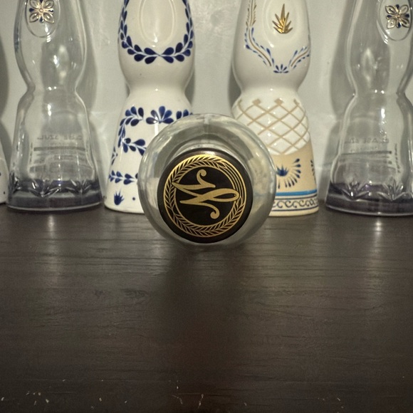 Weller 12 Years Bourbon Whiskey EMPTY bottle from Pappy Van Winkle. - Picture 5 of 5